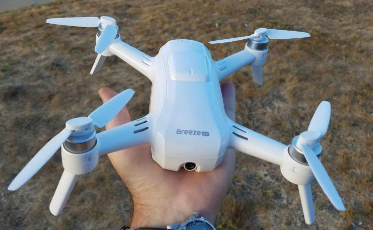 Yuneec Breeze selfie drone-02