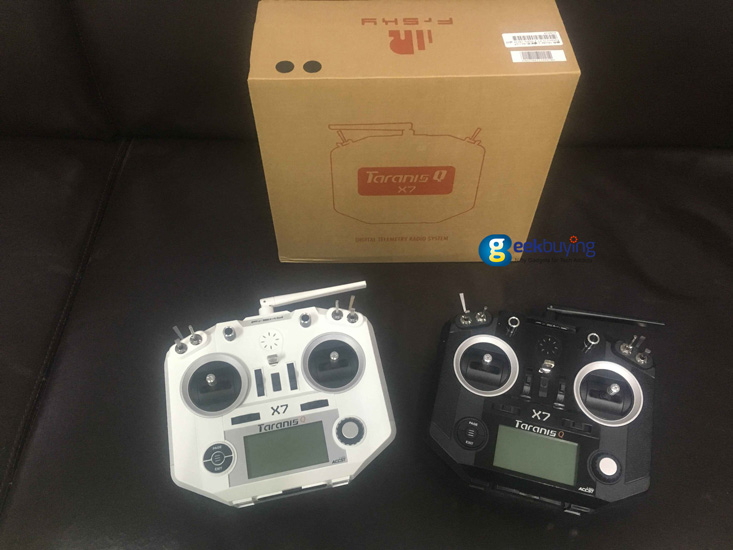 FrSky Taranis Q X7 Unboxing