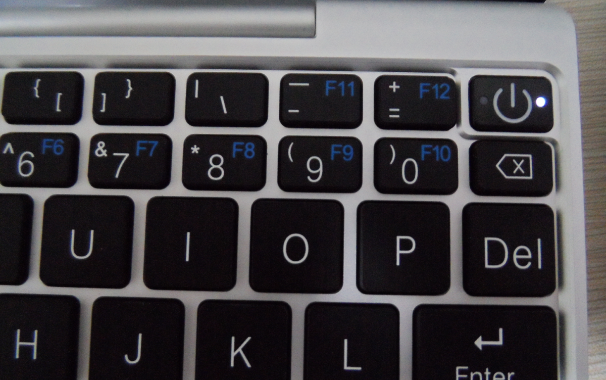 A Detailed Look On the GPD Pocket Keyboard