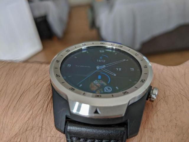 Ticwatch hot sale pro geekbuying