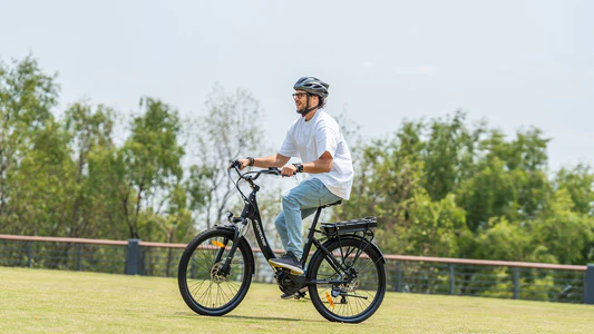 Les meilleurs vélos et trottinettes électriques pour rouler en plein air en 2025