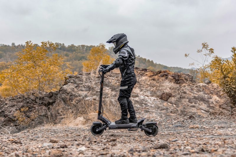 Ausom DT2 Pro Review: The Best Scooter Under &euro;900 in Europe?