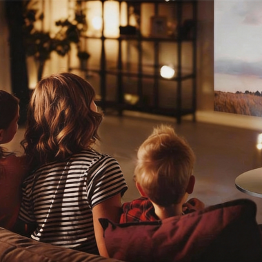Proyector de salón vs TV en 2026: ¿Quién debería cambiar realmente??