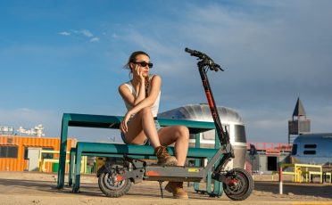 kukirin-g2-ultra-review-the-best-smart-screen-folding-electric-scooter