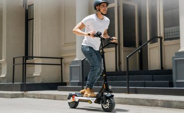 KuKirin M4 Max electric scooter